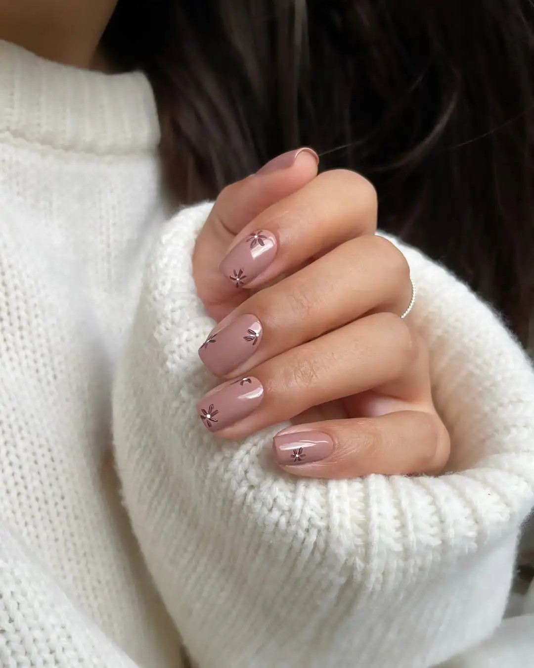 Glossy Visual Idea Glossy Visual Idea — Nude Nails 2027