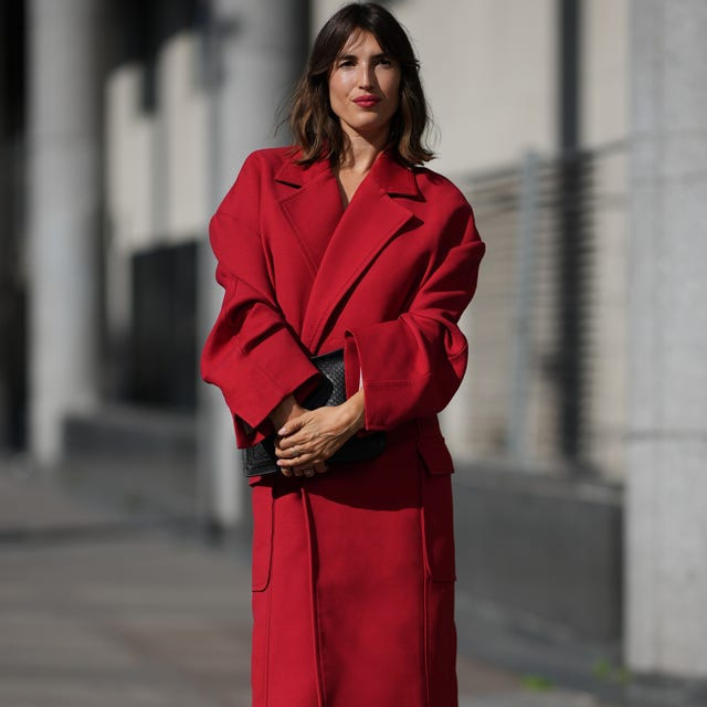 Casual Chic Outfit Idea Casual Chic Outfit Idea — Winter Red Outfits 2027