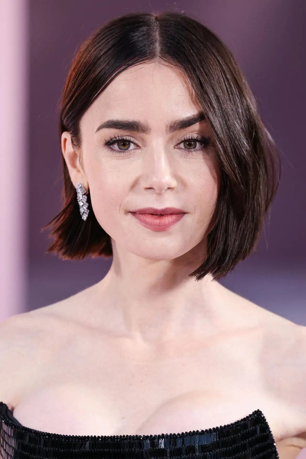 Front View Visual Idea Front View Visual Idea — Chin Length Bob 2027