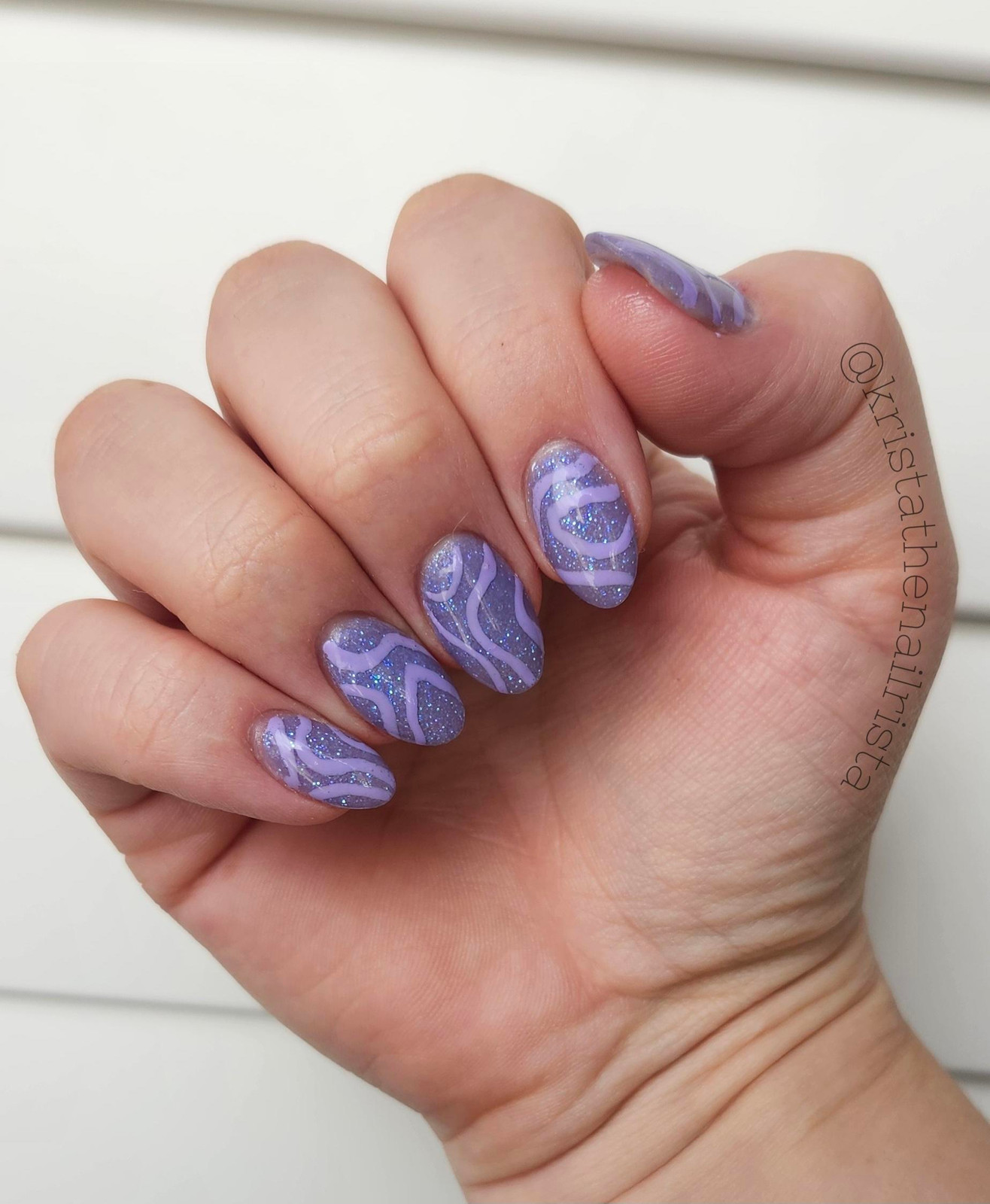 Glossy With Glitter Visual Idea Glossy With Glitter Visual Idea — Abstract Nails 2027