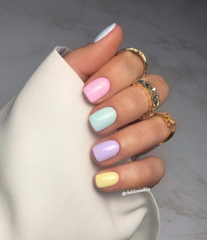 One Hand Close-Up Visual Idea One Hand Close-Up Visual Idea — Pastel Nails 2027