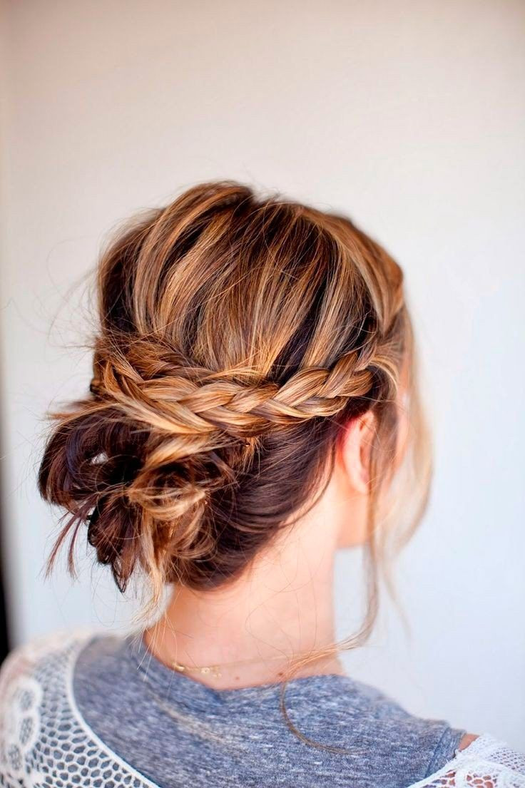 Short Visual Idea Short Visual Idea — Graduation Hairstyles 2027 for Short Hair