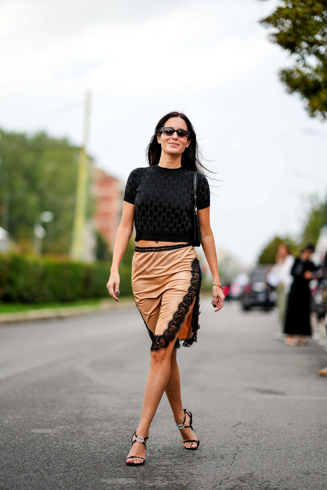 Black Cropped T-Shirt Outfit Idea Black Cropped T-Shirt Outfit Idea — Slip Skirts 2027