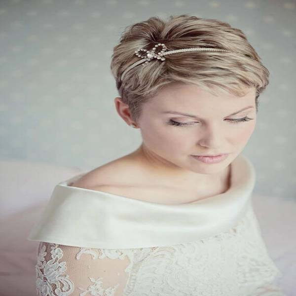 Honey Blonde Visual Idea Honey Blonde Visual Idea — Wedding Pixie 2027