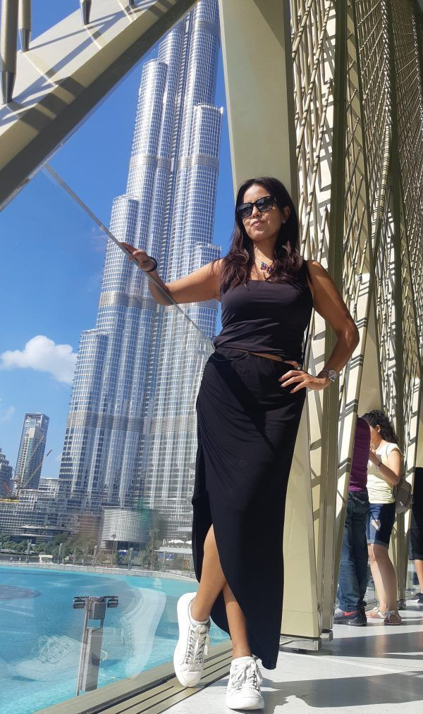 Black Maxi Skirt and Tank for City Exploration Black Maxi Skirt and Tank for City Exploration — Dubai Outfits 2027