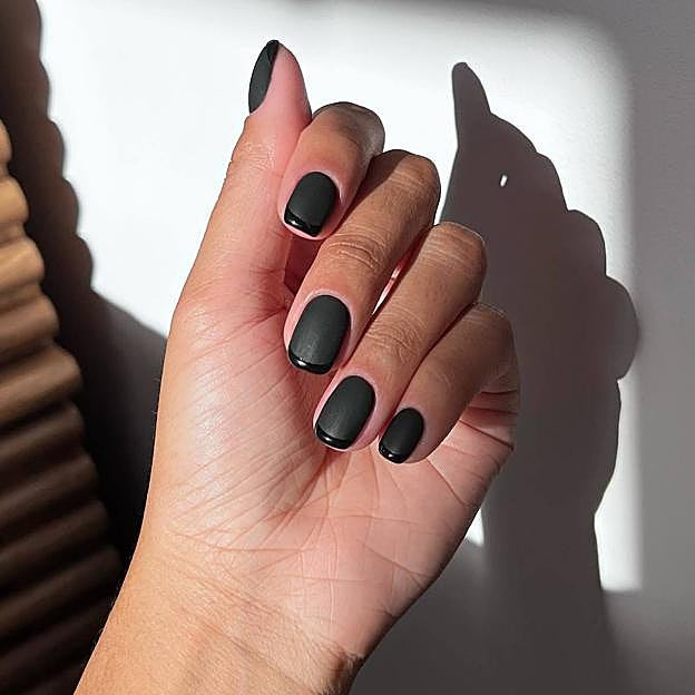 Matte Visual Idea Matte Visual Idea — Black Nails 2027
