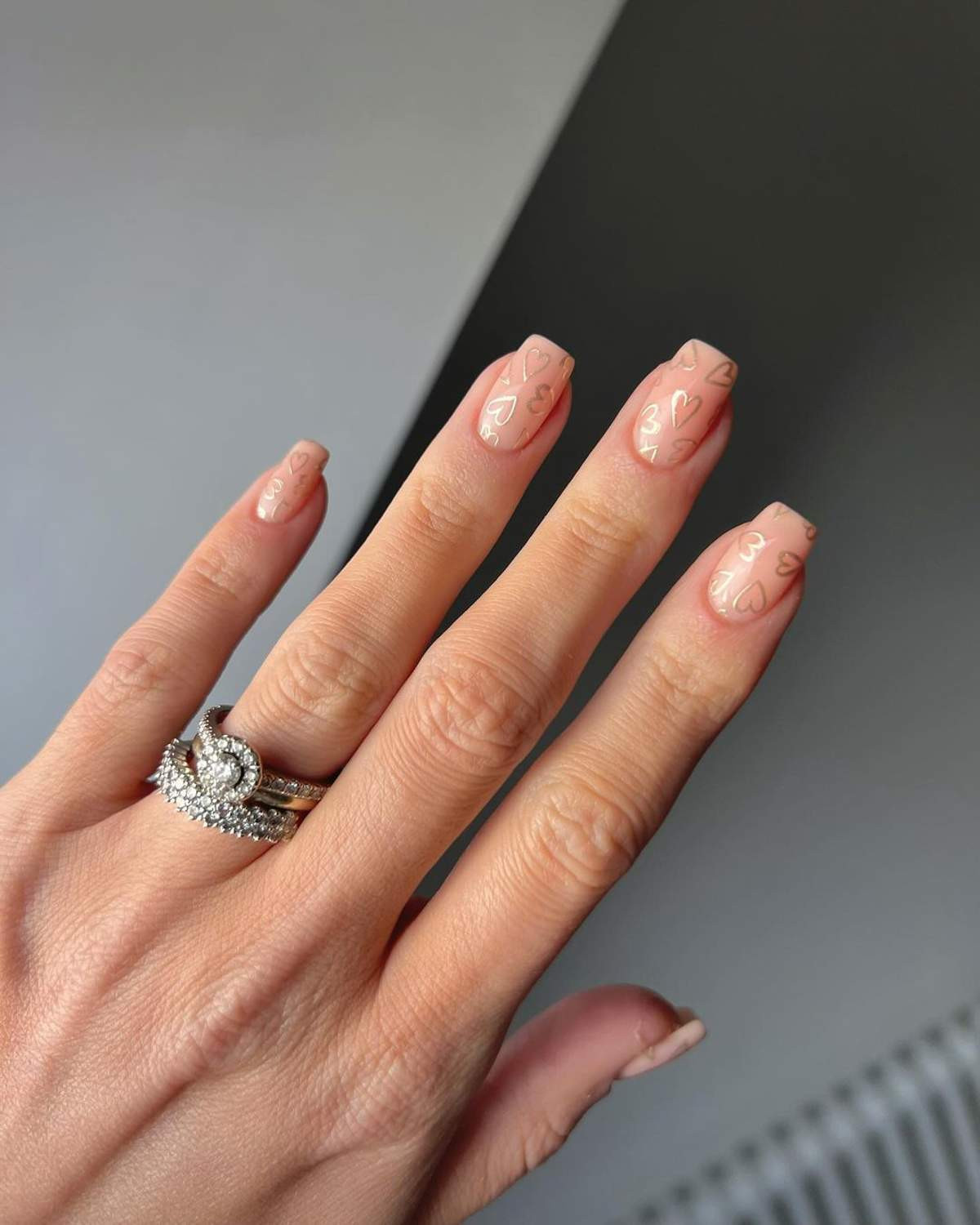 Glossy Visual Idea Glossy Visual Idea — Engagement Nails 2027