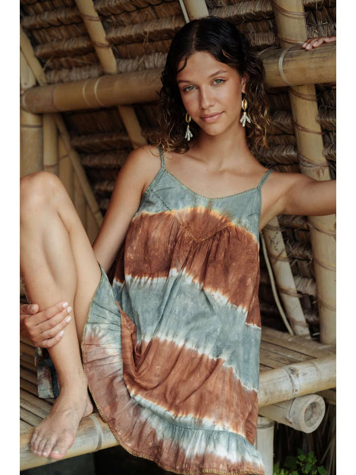 Green Tie-Dye Spaghetti Strap Sundress Green Tie-Dye Spaghetti Strap Sundress — Sundress Outfits 2027