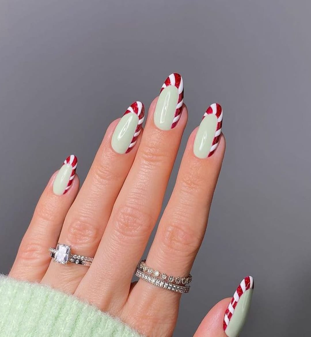 Candy Cane Stripes Visual Idea Candy Cane Stripes Visual Idea — Christmas Almond Nails 2026