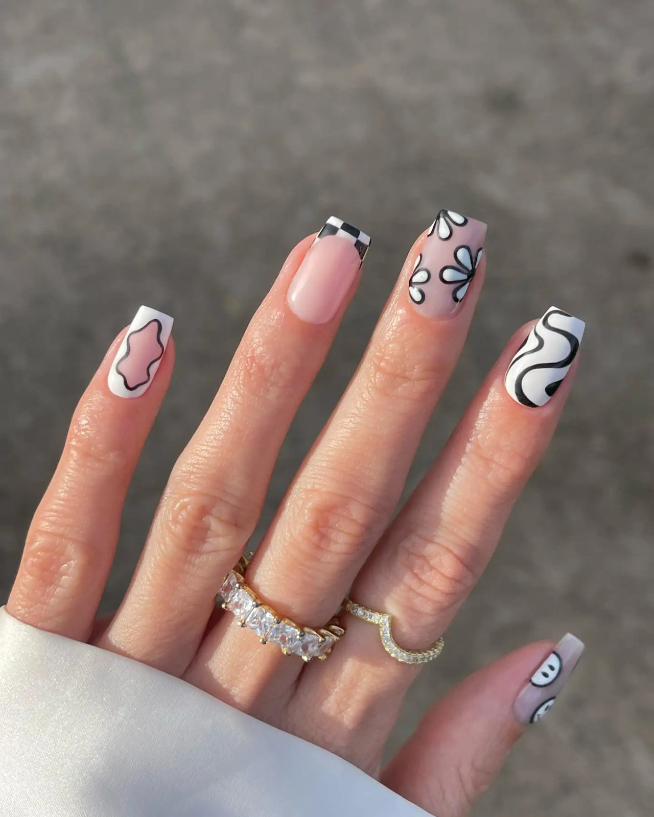 Glossy Visual Idea Glossy Visual Idea — Graduation Nails 2027