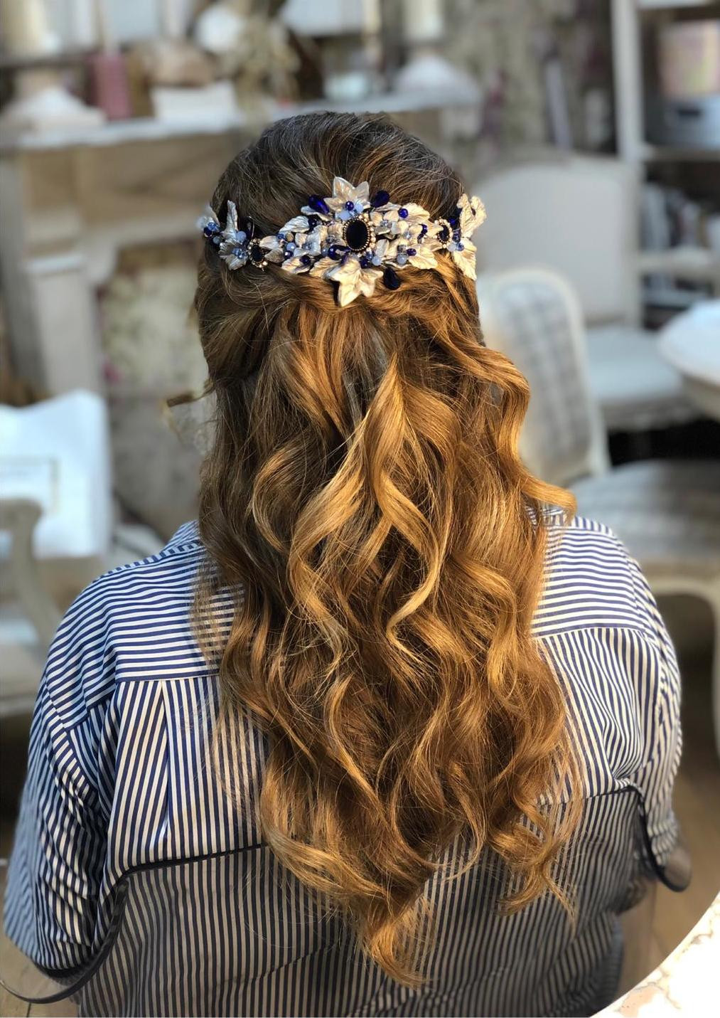 Light Brown With Blonde Highlights Visual Idea Light Brown With Blonde Highlights Visual Idea — Half Up Half Down Wedding Hair 2027