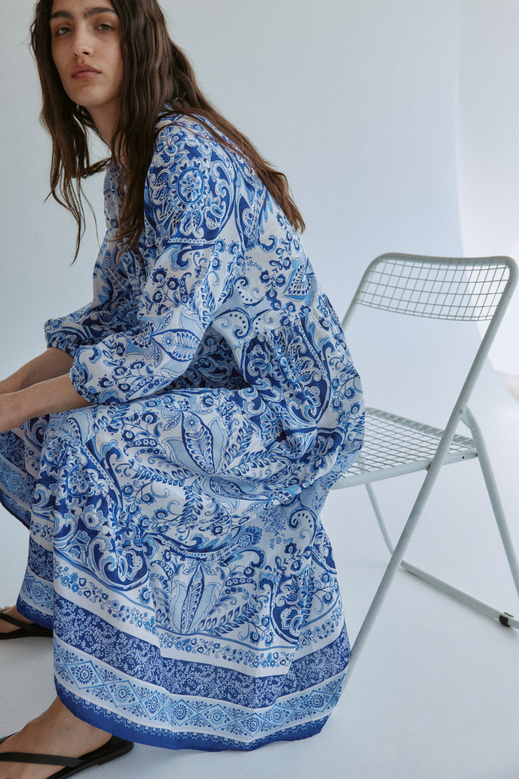 Blue and White Paisley Print Tiered Midi Dress Blue and White Paisley Print Tiered Midi Dress — Tiered Dresses 2027