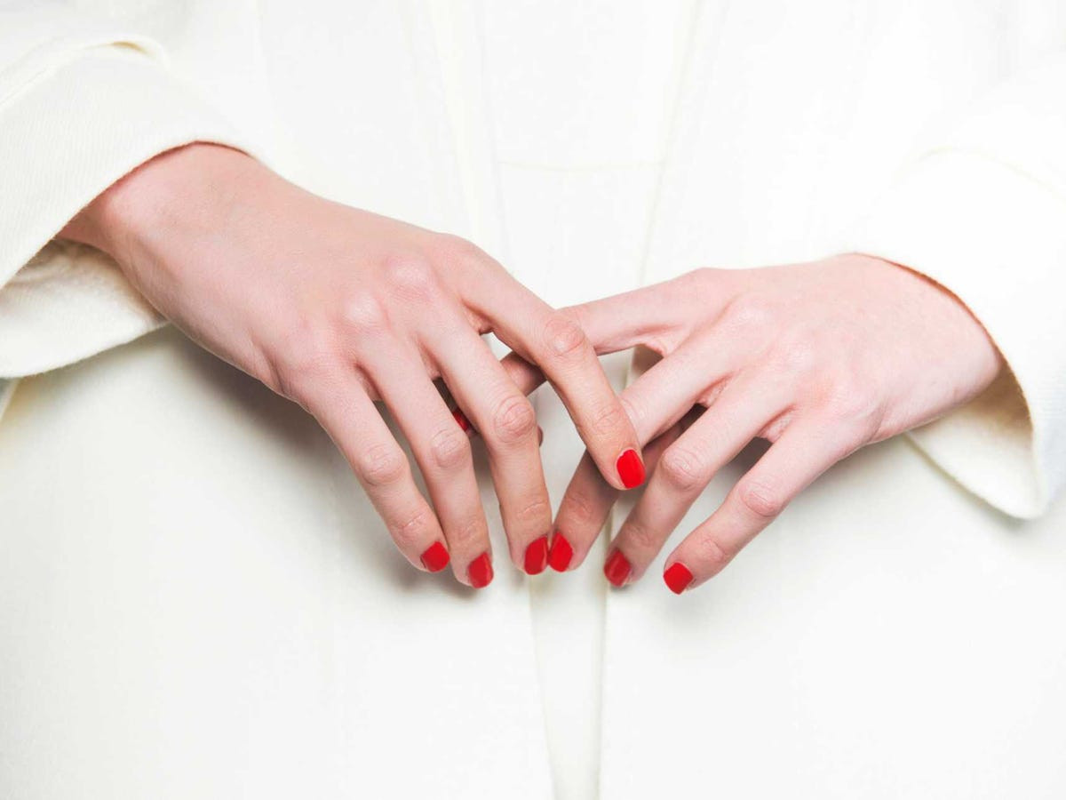 One Hand Visual Idea One Hand Visual Idea — Nails 2027 for Red Dress