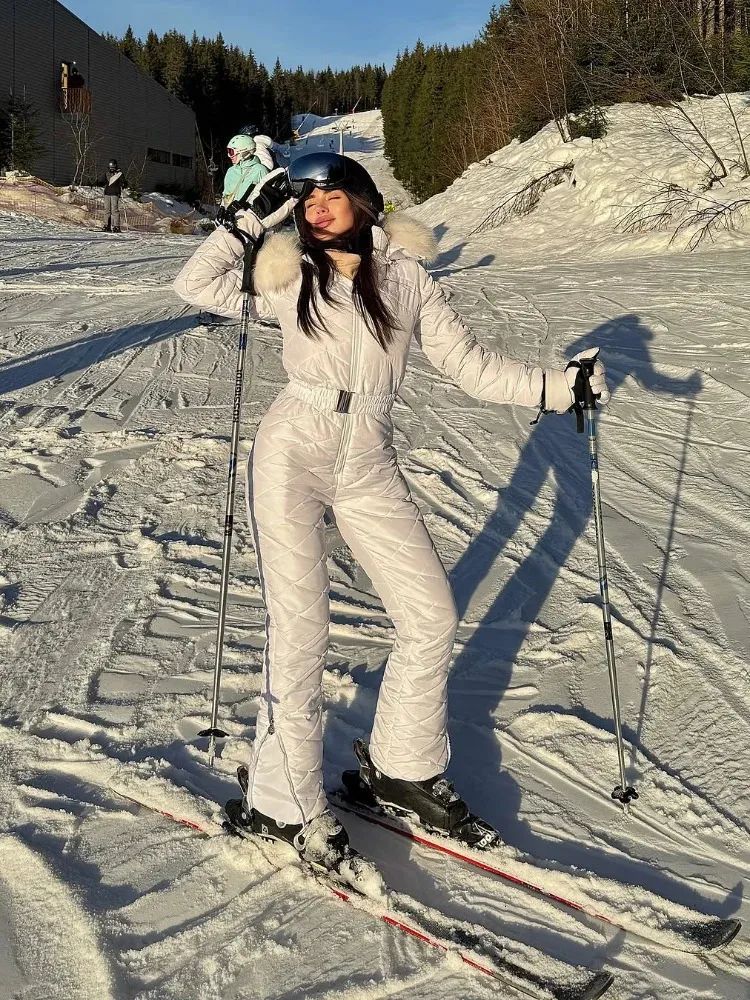 White Quilted Ski Suit with Faux Fur Collar Detail White Quilted Ski Suit with Faux Fur Collar Detail — Ski Outfits for Women 2027
