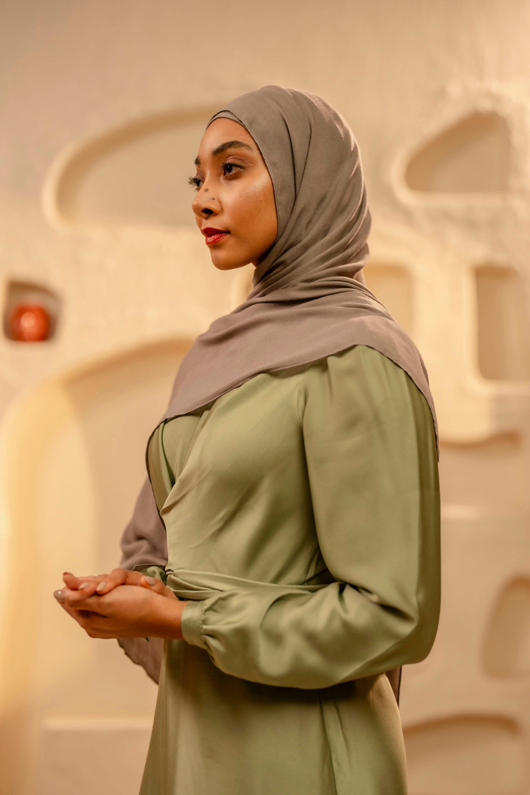Olive Green Wrap Dress with Taupe Modal Hijab Olive Green Wrap Dress with Taupe Modal Hijab — Hijab Outfits 2027