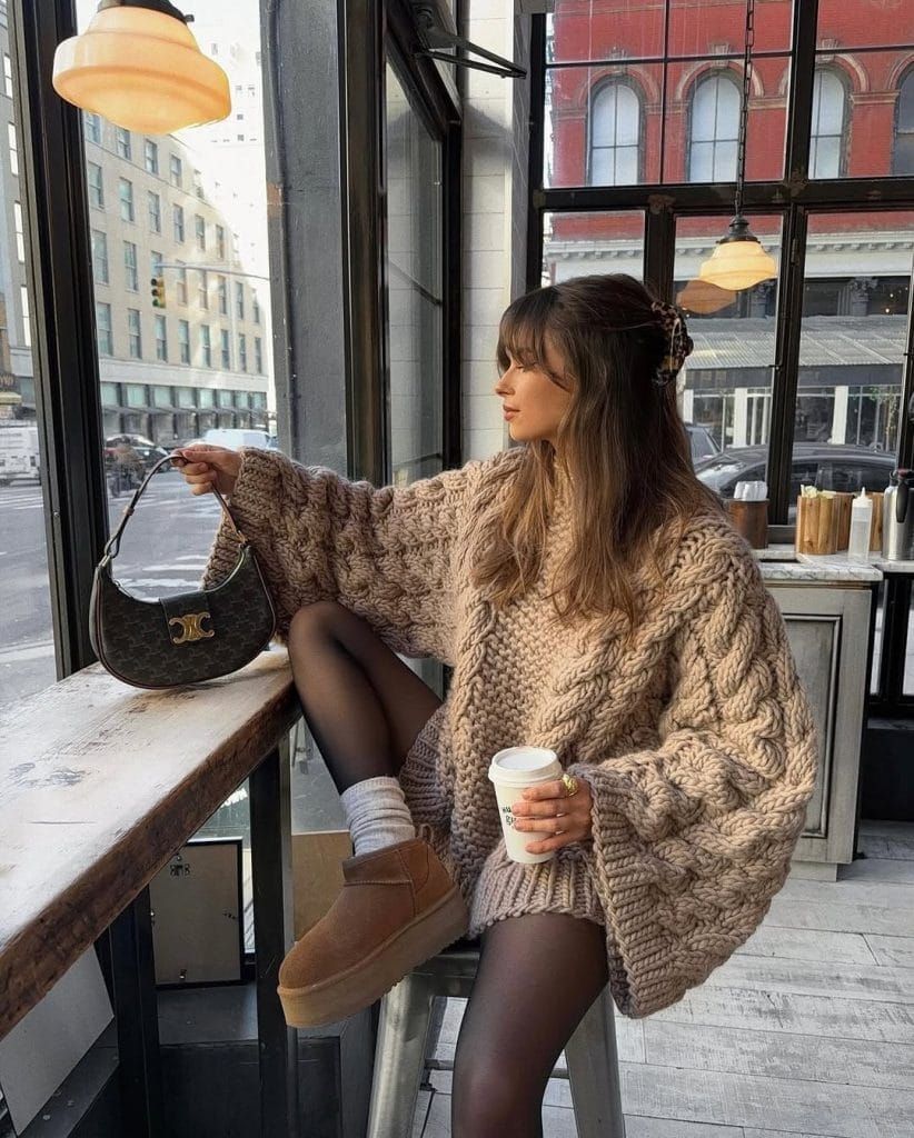 Oversized Cable Knit Sweater with Platform Uggs Oversized Cable Knit Sweater with Platform Uggs — Uggs Outfits 2027