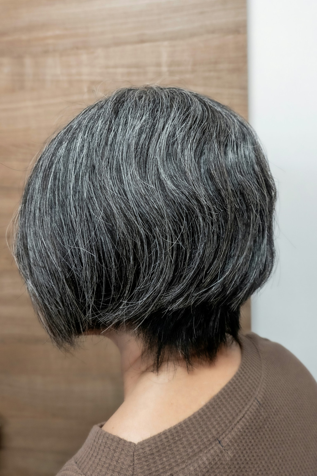 Layered Wavy Bob at Nape Layered Wavy Bob at Nape — Bob 2027 for Gray Hair