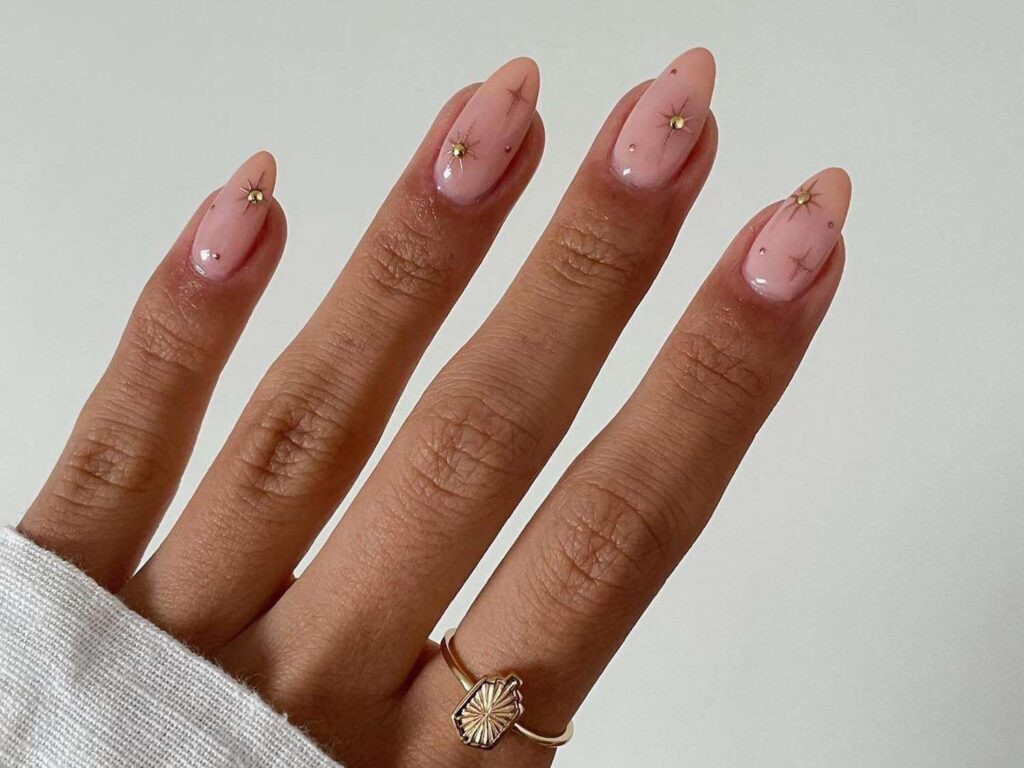 Sheer Pale Pink Celestial Star Nails Sheer Pale Pink Celestial Star Nails — Winter Pink Nails 2027