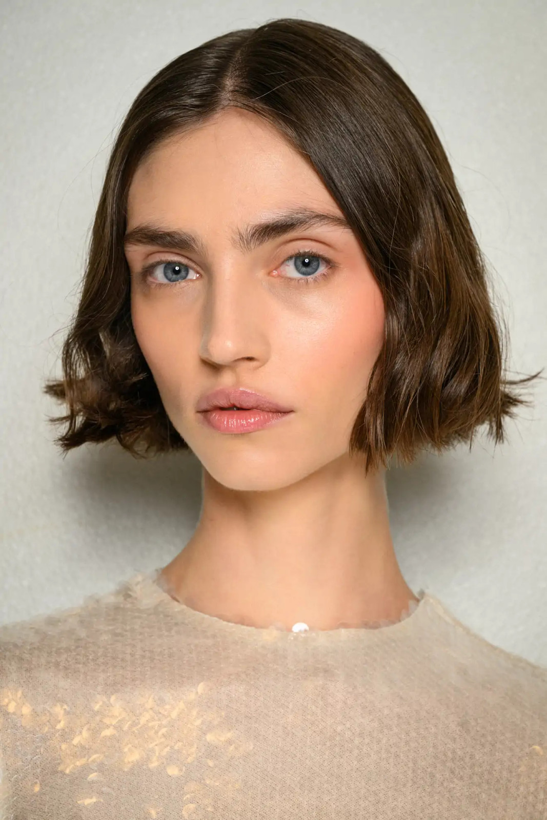 Medium Brown Glass Bob Shine Medium Brown Glass Bob Shine — Jaw Length Bob 2027