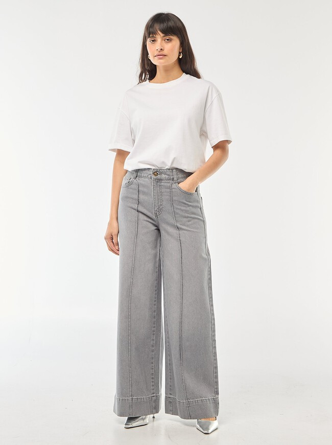 Silver Heels and Gold Hoops with Grey Wide-Leg Denim — Wide Leg Jeans Outfits 2027