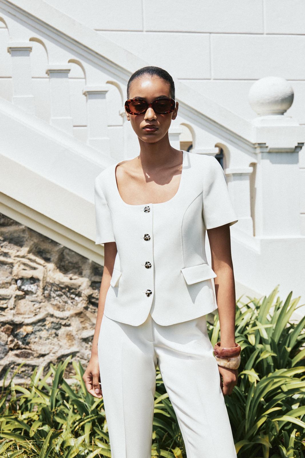 Chic Cream Cropped Jacket and Trousers Chic Cream Cropped Jacket and Trousers — Cream Outfits 2027