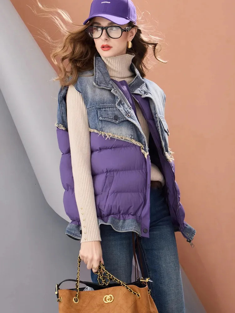 Casual Chic: Oversized Grey Vest with Voluminous Shirt and Jeans Casual Chic: Oversized Grey Vest with Voluminous Shirt and Jeans — Puffer Vest Outfits 2027