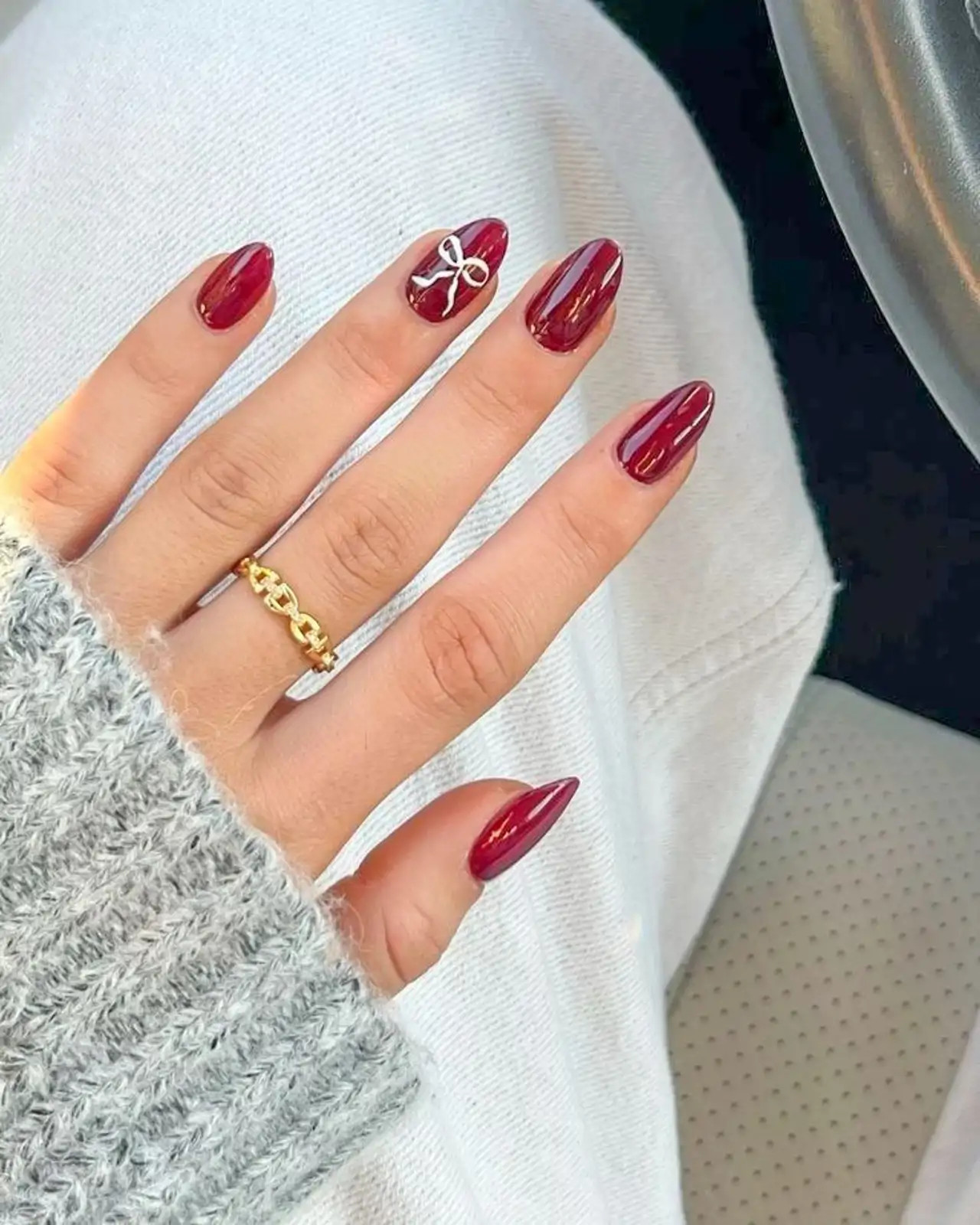 Deep Red with a Crisp White Bow Deep Red with a Crisp White Bow — Christmas Bow Nails 2026