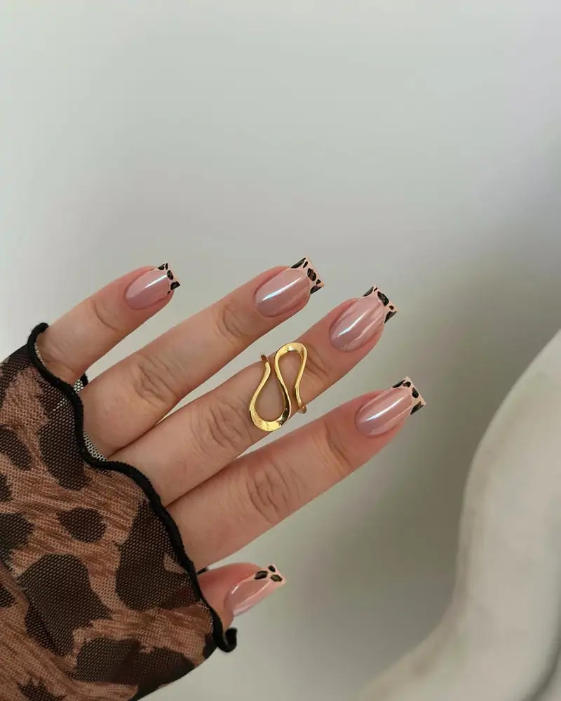 Glossy With A Subtle Pearlescent Shimmer Visual Idea Glossy With A Subtle Pearlescent Shimmer Visual Idea — Leopard Print Nails 2027