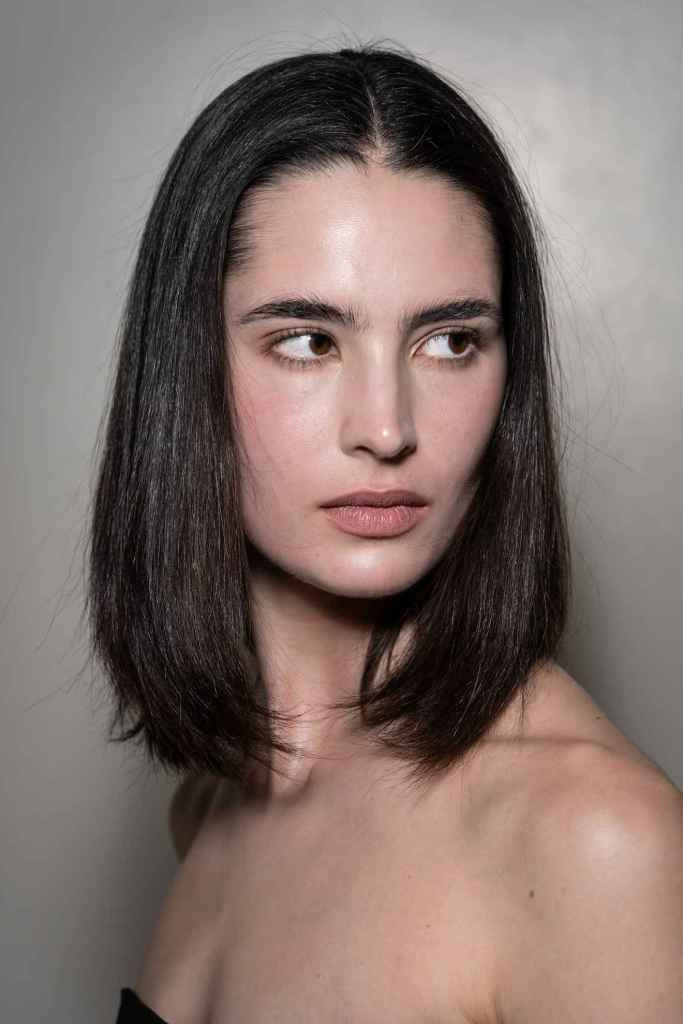 Sleek Chin Bob Sharp Middle Part Sleek Chin Bob Sharp Middle Part — Brown Bob 2027