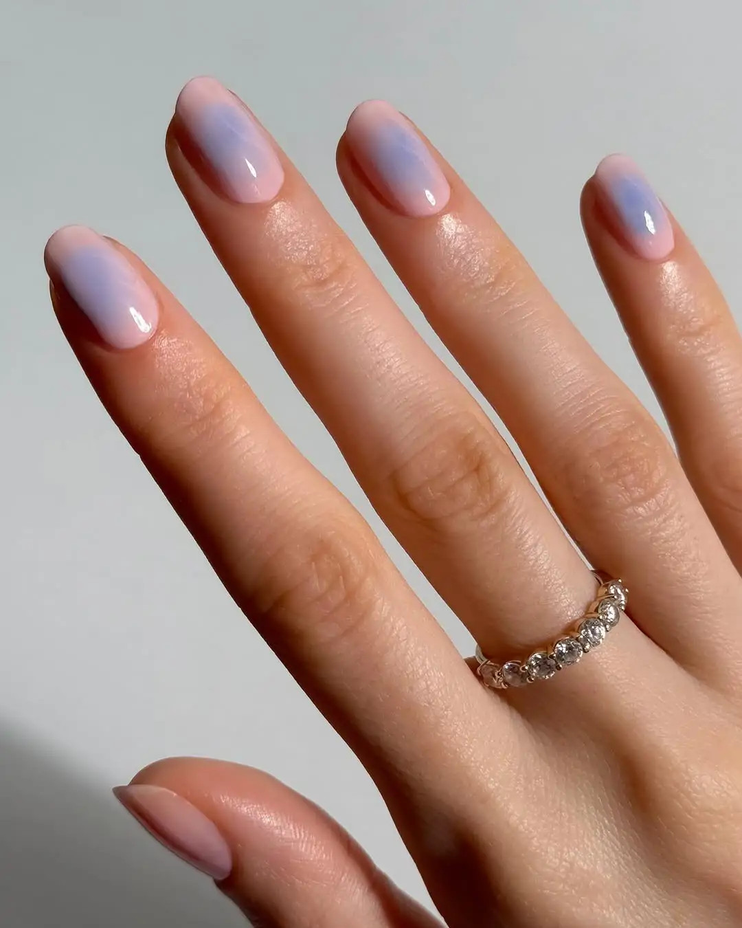 Aura Effect Visual Idea Aura Effect Visual Idea — Neutral Wedding Nails 2027