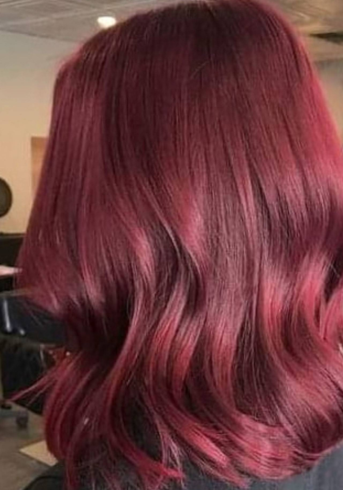 Shoulder Length Soft Waves Glossy Red Shoulder Length Soft Waves Glossy Red — Mulled Wine Hair 2027