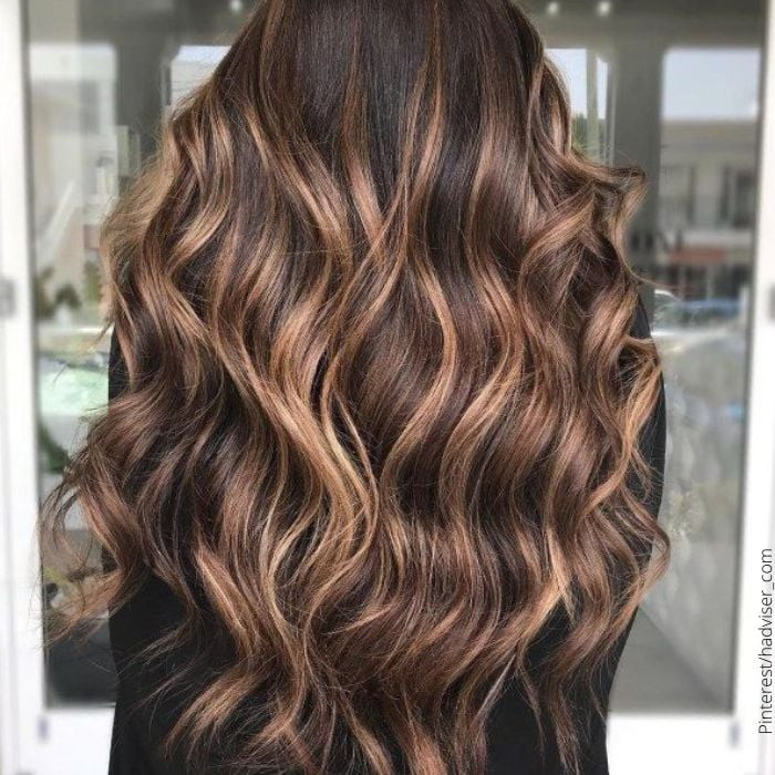 Wavy Visual Idea — Caramel Brunette 2027