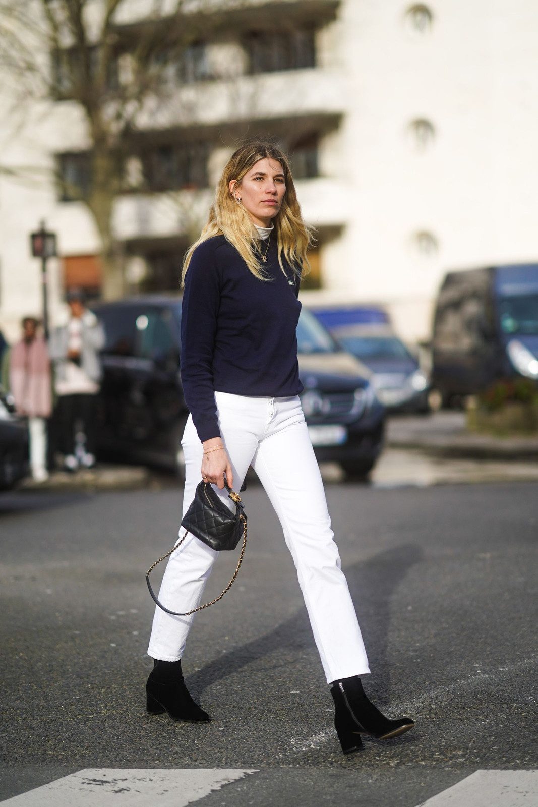Monochromatic Layering: White Jeans with a Navy and White Turtleneck Monochromatic Layering: White Jeans with a Navy and White Turtleneck — White Jeans Outfits 2027