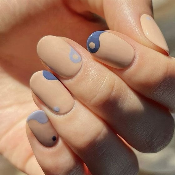 Short Almond Muted Blue Abstract Shapes Short Almond Muted Blue Abstract Shapes — Abstract Nails 2027