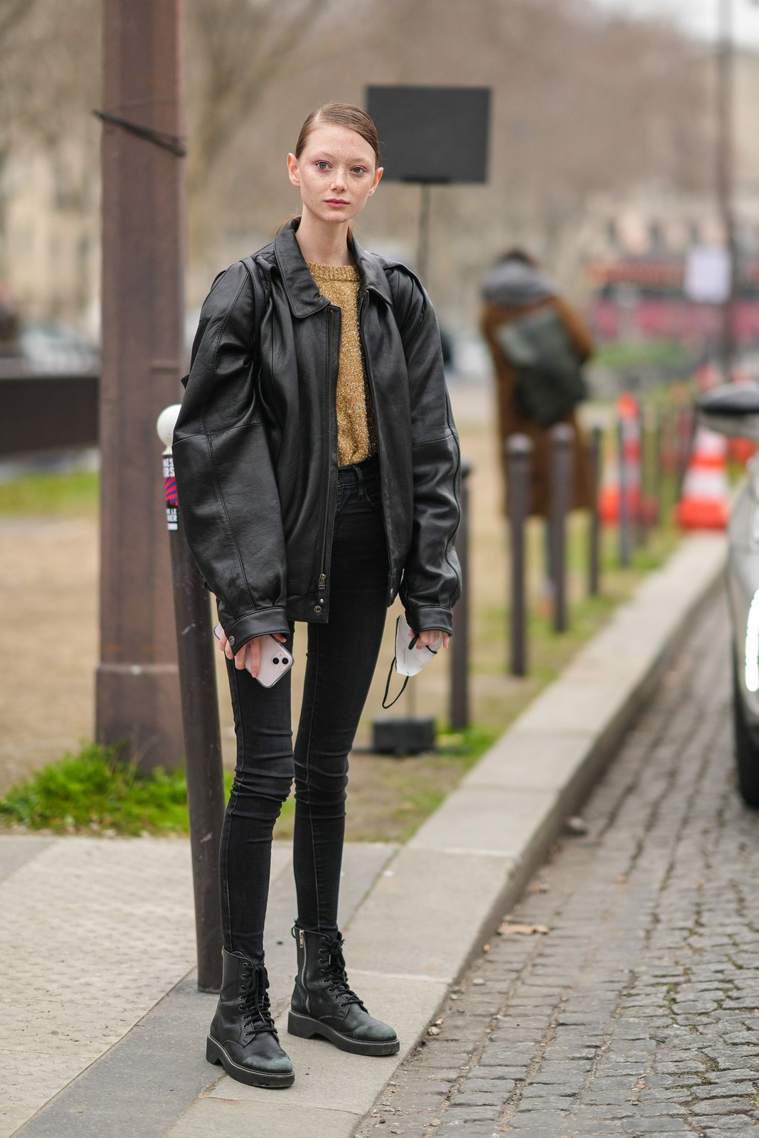 Edgy Black with Metallic Sweater and Leather Jacket Edgy Black with Metallic Sweater and Leather Jacket — Skinny Jeans Outfits 2027
