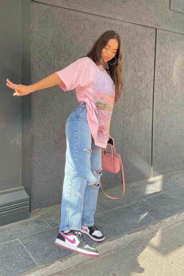 Ripped Baggy Jeans with Oversized Graphic Tee — Tumblr Outfits 2027