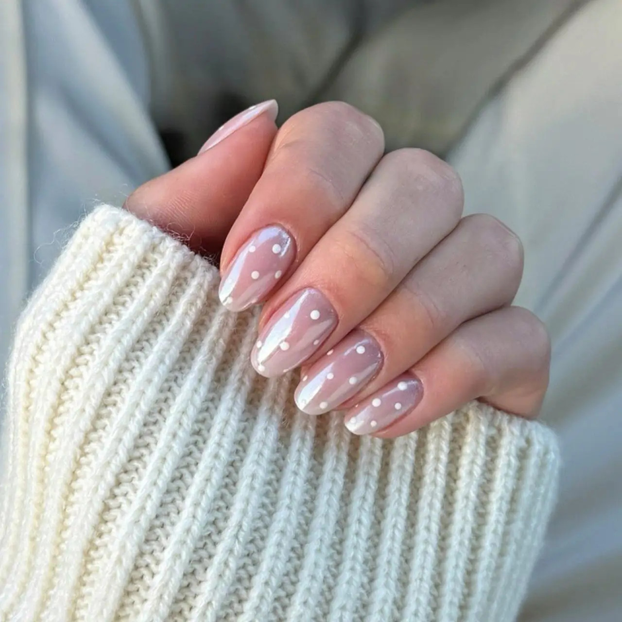 White Polka Dot Pink Shimmer Nails White Polka Dot Pink Shimmer Nails — Nude Nails 2027