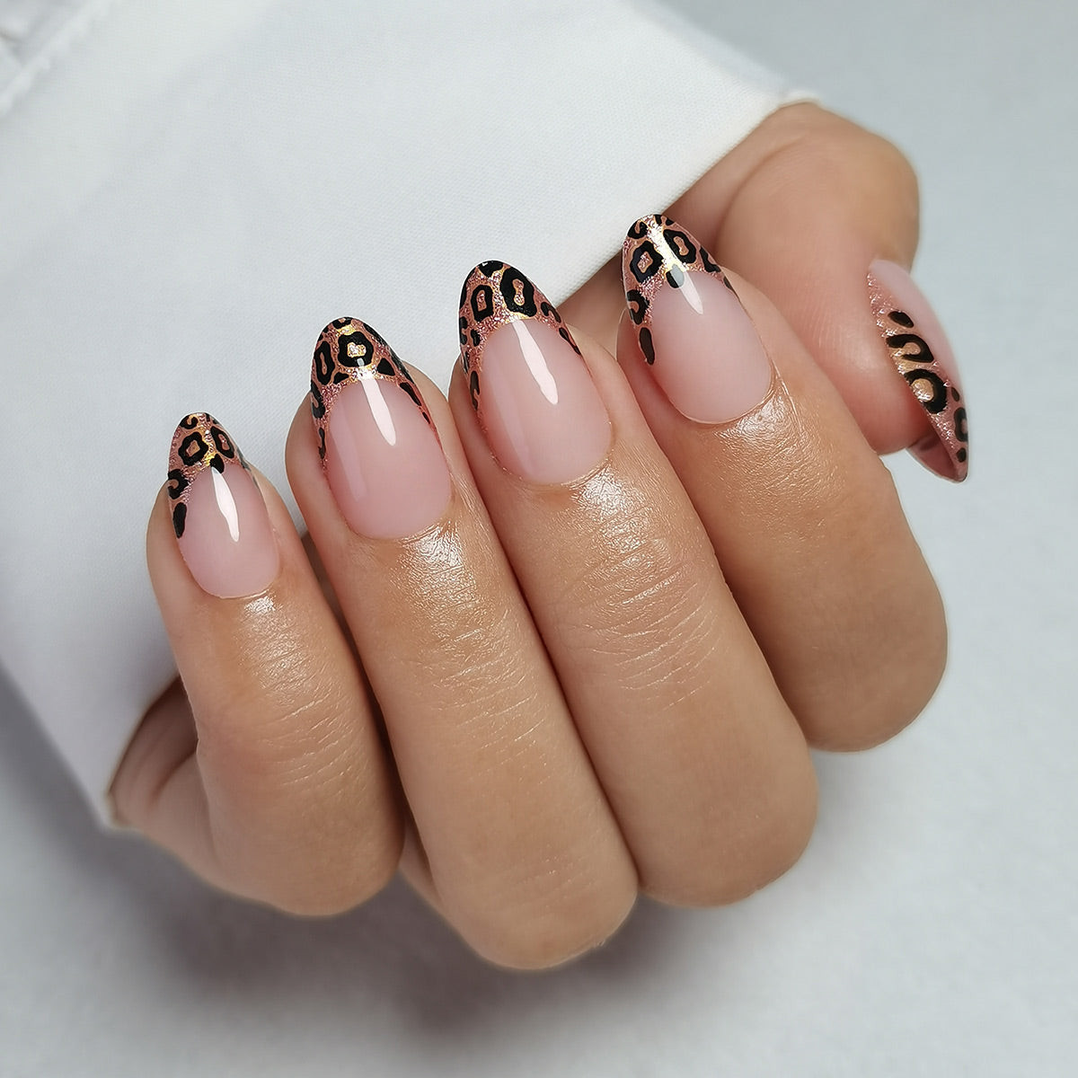 Medium Almond Leopard Tip French Combo Medium Almond Leopard Tip French Combo — Leopard Print Nails 2027