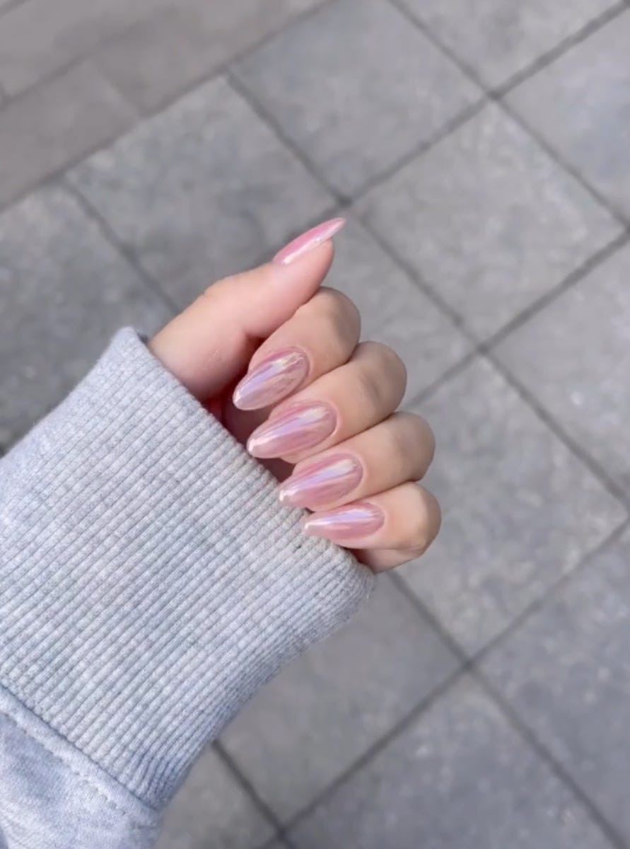 Aura Effect Visual Idea Aura Effect Visual Idea — Pink Nails 2027