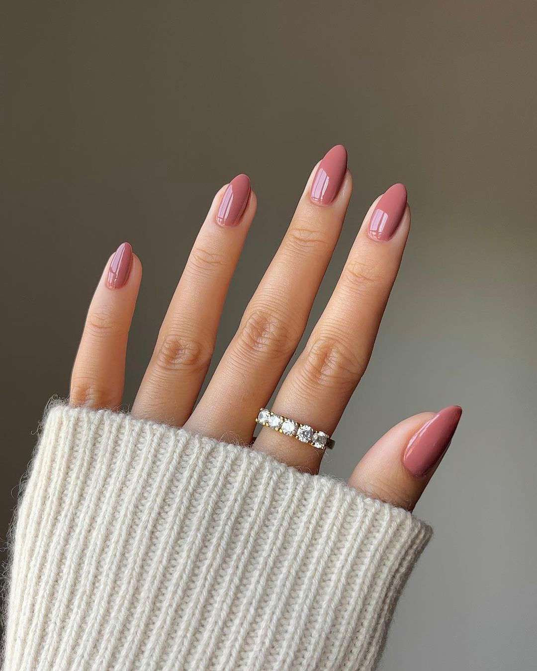 Dusty Rose Glossy Almond Nails Dusty Rose Glossy Almond Nails — Winter Pink Nails 2027