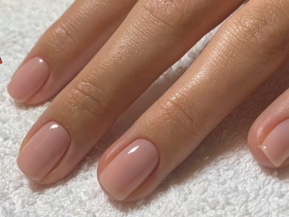Small Hearts Scattered On Accent Nails Visual Idea Small Hearts Scattered On Accent Nails Visual Idea — Pastel Nails 2027
