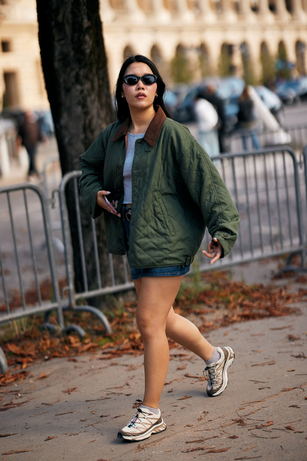 Oversized Quilted Jacket with Denim Shorts and Neutral Sneakers Oversized Quilted Jacket with Denim Shorts and Neutral Sneakers — Spring Outfits 2027 with Sneakers
