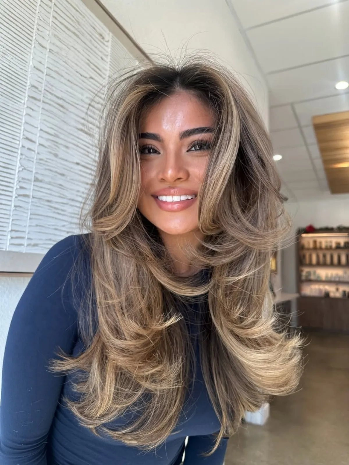 Side Part Dimensional Blowout — Beige Blonde Hair 2027