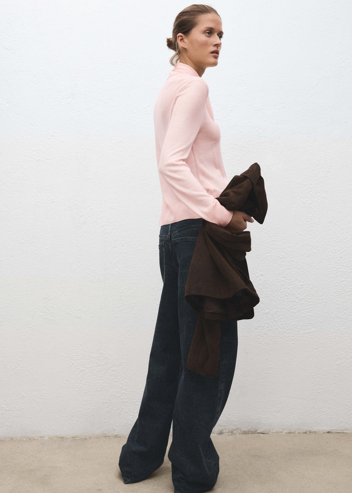 Pale Pink Turtleneck Sweater with Dark Wash Wide Leg Jeans Pale Pink Turtleneck Sweater with Dark Wash Wide Leg Jeans — Sweater and Jeans Outfits 2027