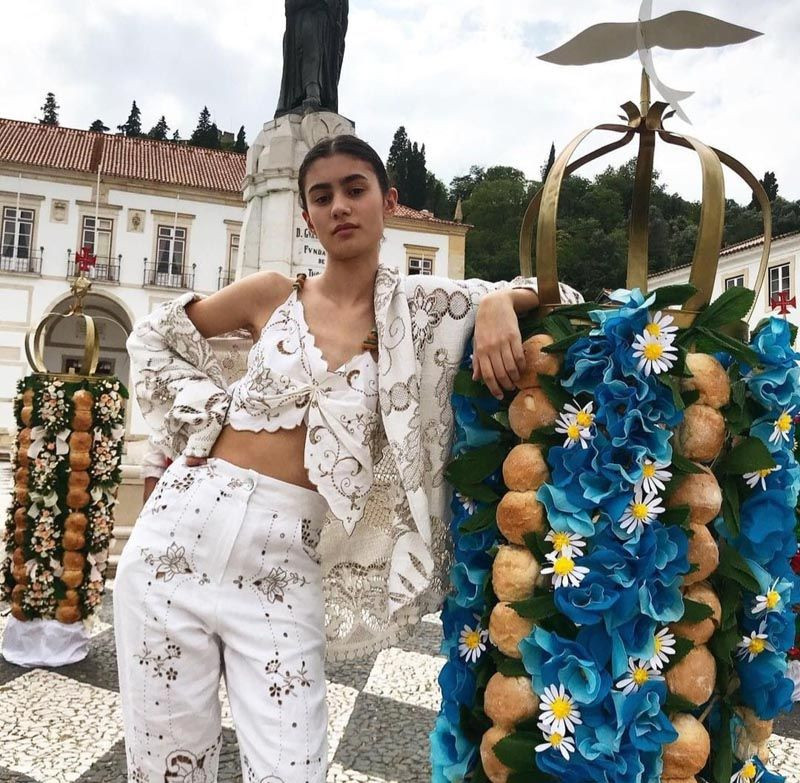 White and Gold Embroidered Co-ord Set White and Gold Embroidered Co-ord Set — Lisbon Outfits 2027