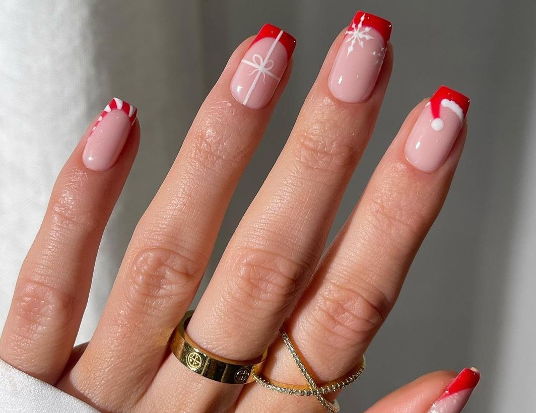 Glossy Visual Idea Glossy Visual Idea — Christmas Bow Nails 2026