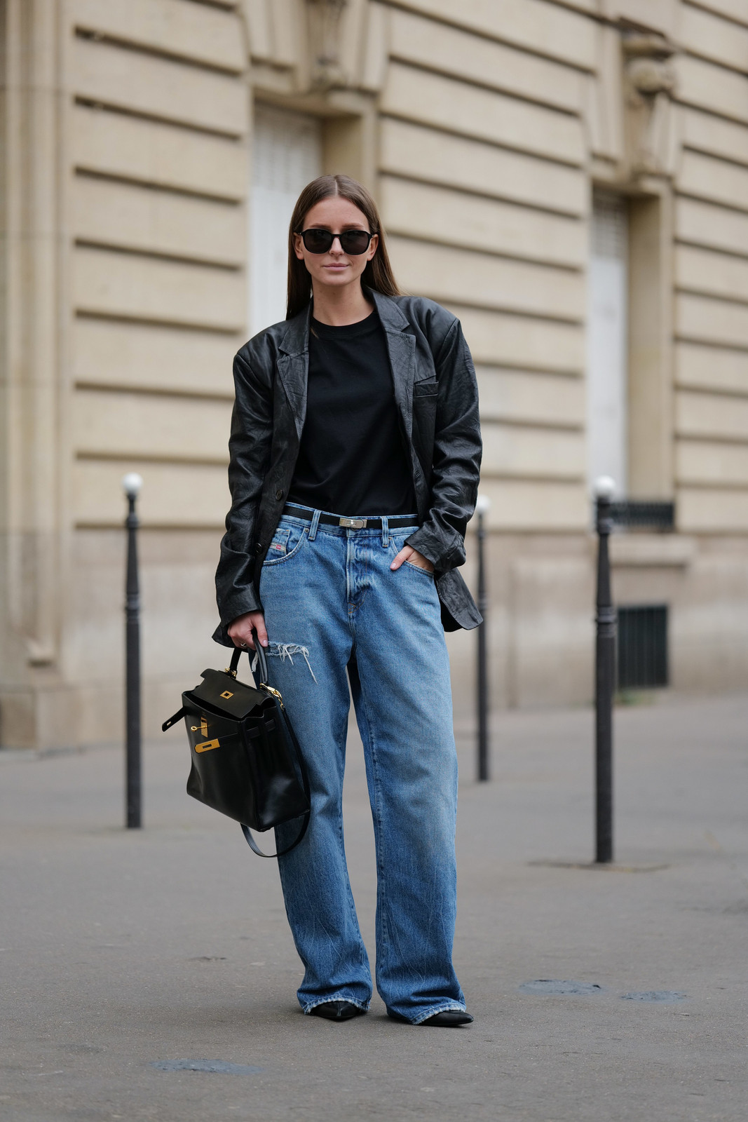 Edgy Black: Leather Blazer with Wide-Leg Jeans Edgy Black: Leather Blazer with Wide-Leg Jeans — Wide Leg Pants Outfits 2027