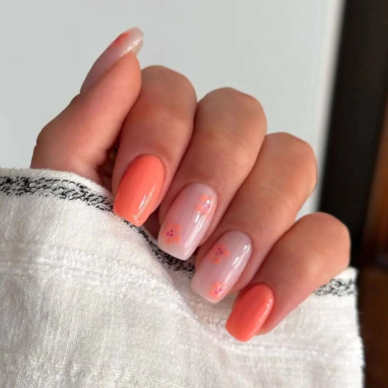 Coral and Floral Accent Nails Coral and Floral Accent Nails — Bright Summer Nails 2027