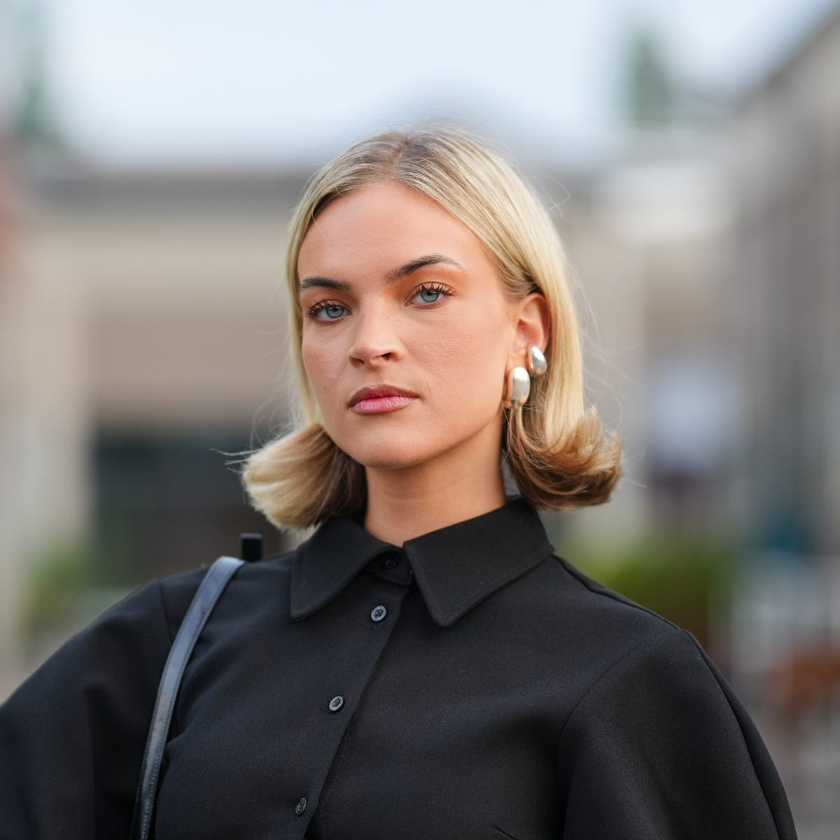 Blonde Bob With Face-Framing Curtain Bangs Blonde Bob With Face-Framing Curtain Bangs — Old Money Bob 2027