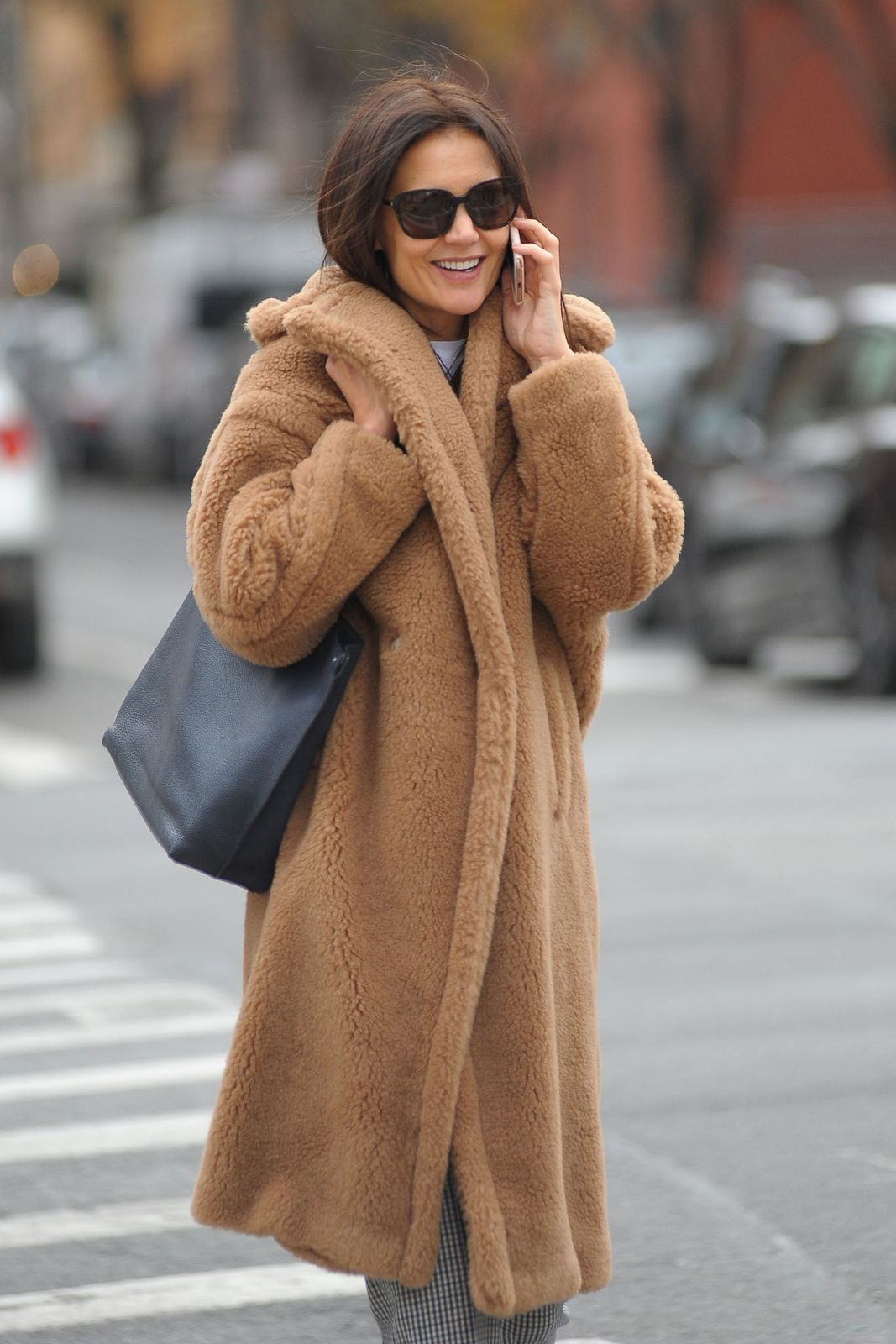 Tan Teddy Fleece Coat with Collared Shirt for Casual Elegance — Teddy Coat Outfits 2027